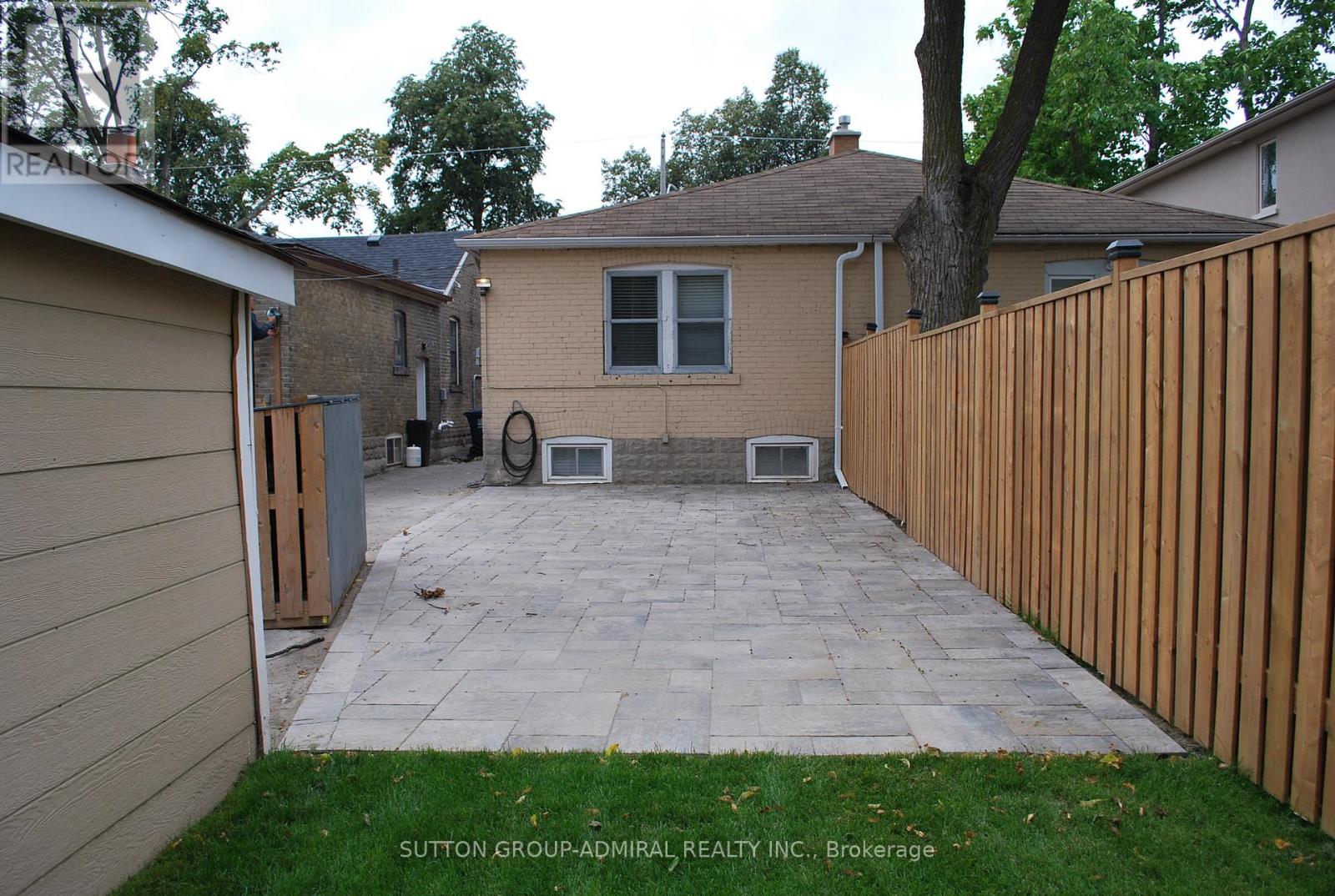 89 Rumsey Road, Toronto (Leaside), Ontario  M4G 1P1 - Photo 26 - C12811358