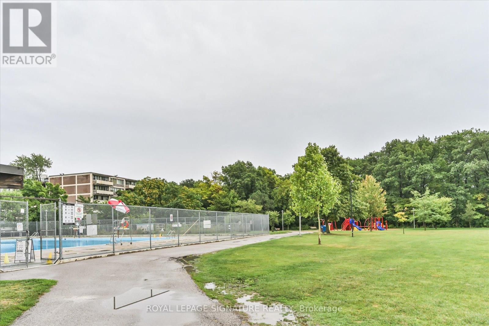 709 - 1 Leaside Park Drive, Toronto, Ontario  M4H 1R1 - Photo 22 - C12811396