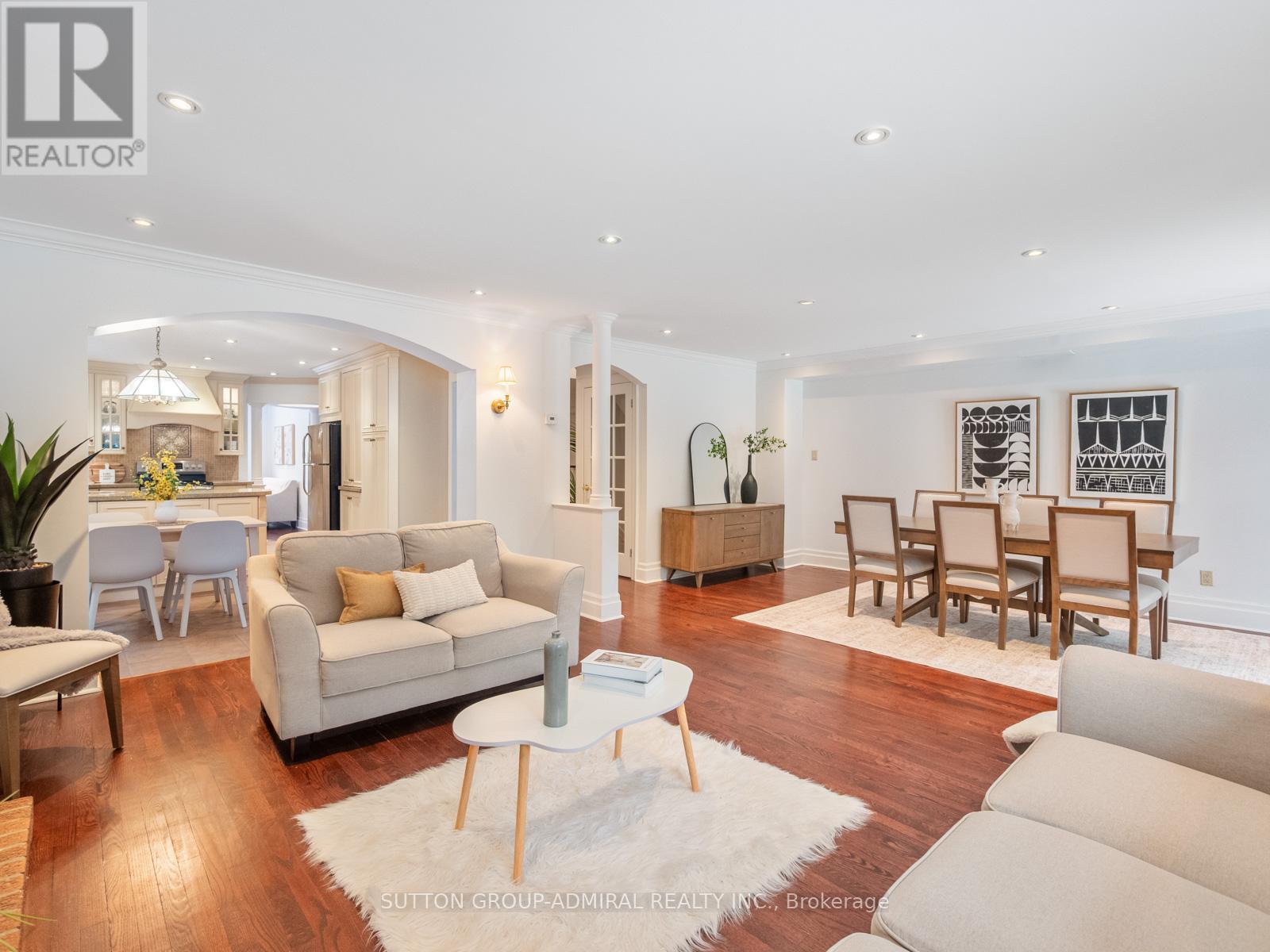 3 Larksong Court, Toronto, Ontario  M4A 2T5 - Photo 15 - C12811400