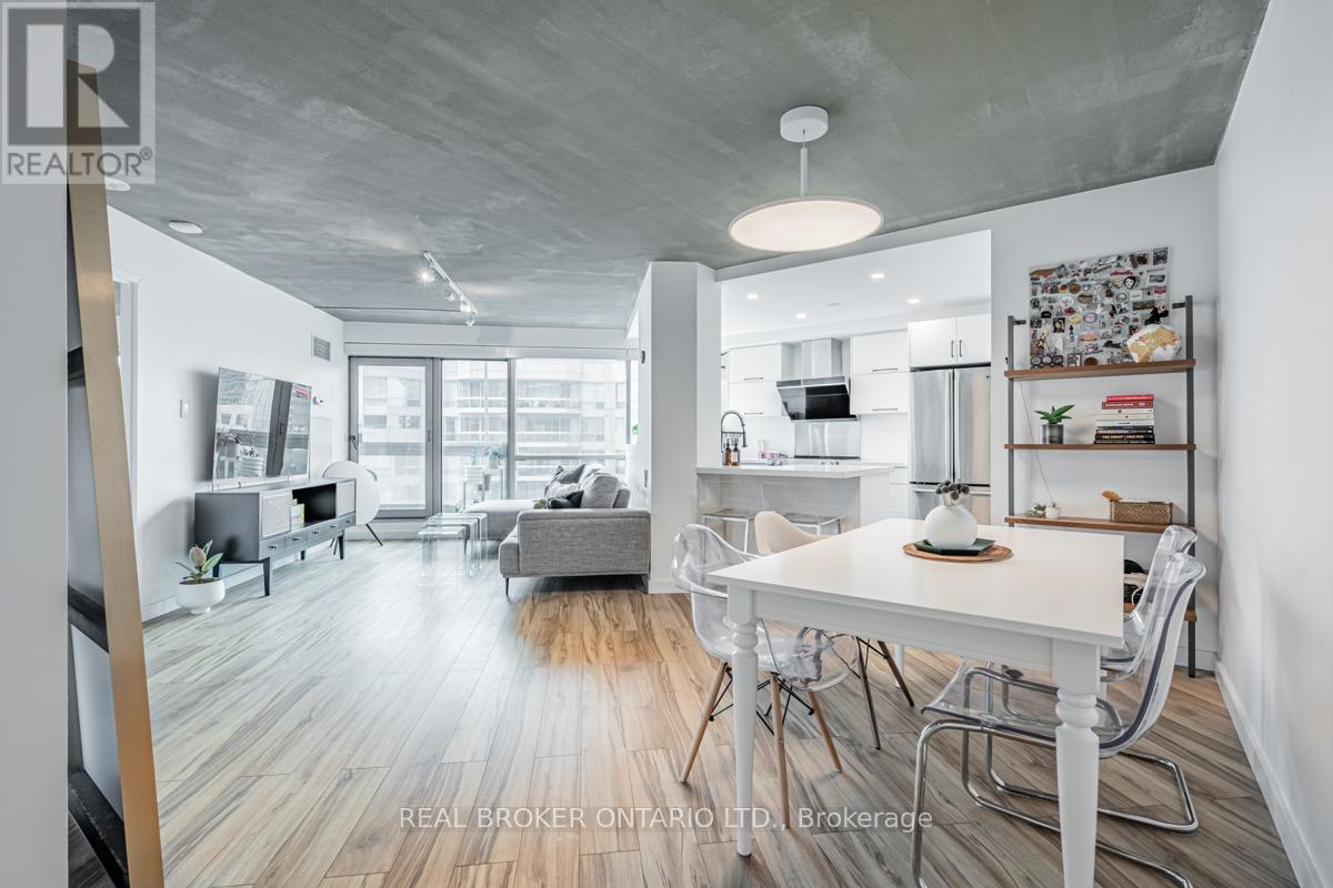 2501 - 10 Yonge Street, Toronto, Ontario  M5E 1R4 - Photo 5 - C12811436