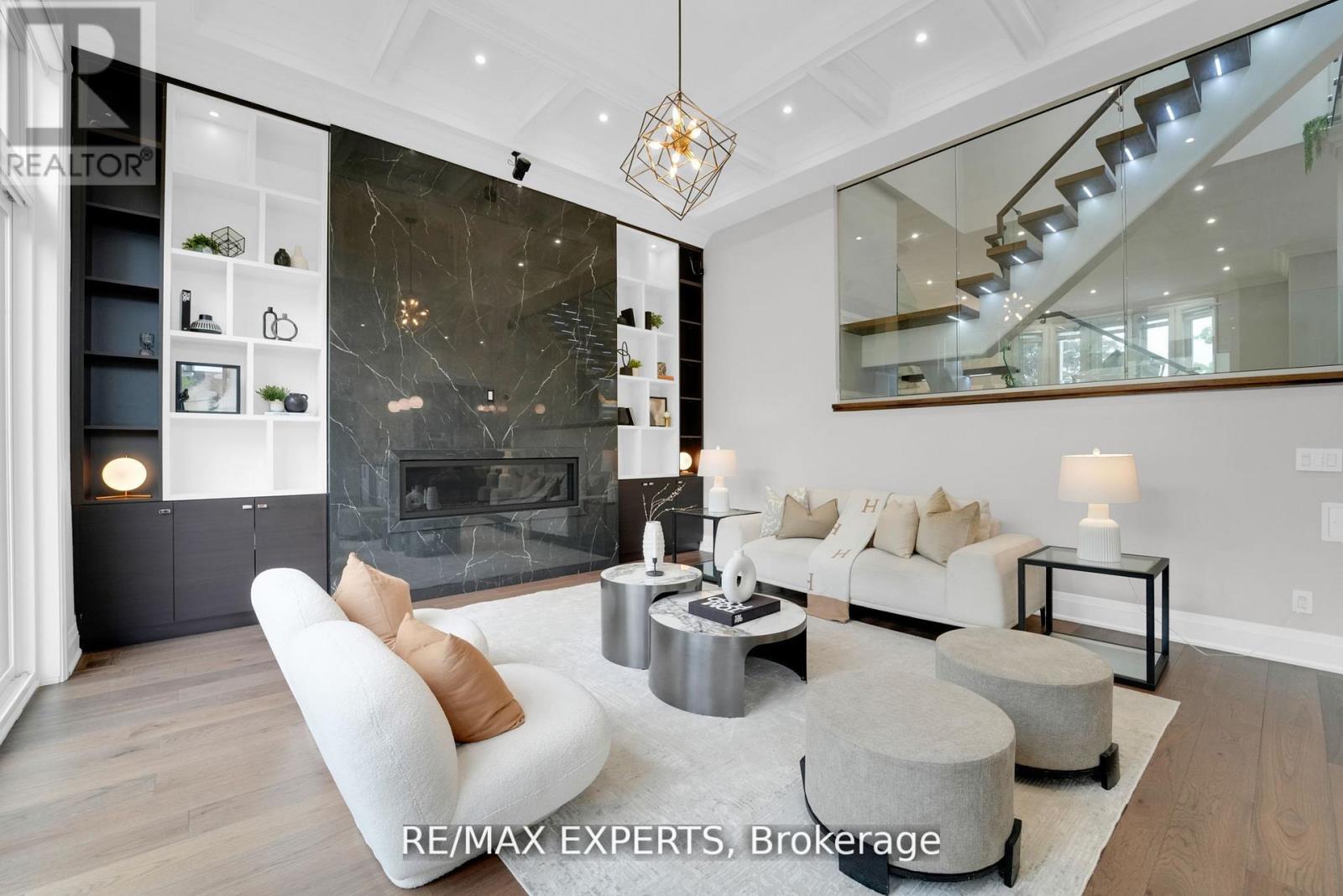 92 Churchill Avenue, Toronto, Ontario  M2N 1Z1 - Photo 17 - C12811524