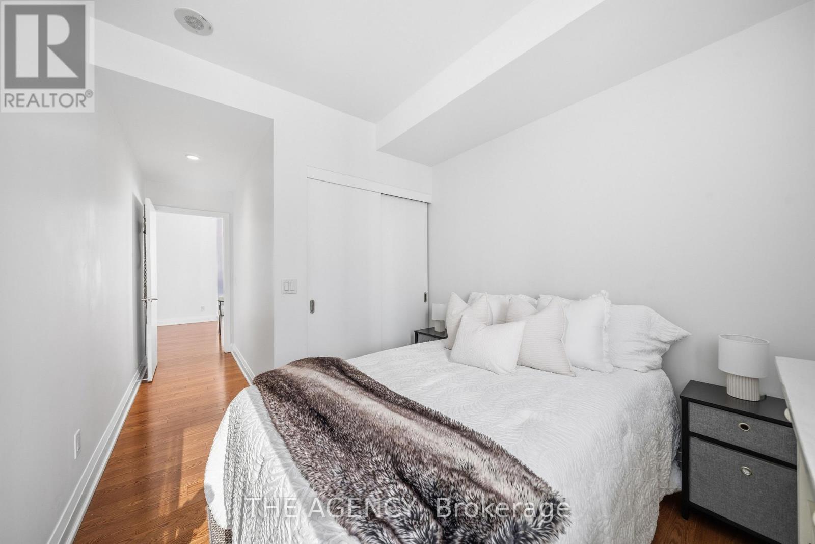 3311 - 208 Queens Quay Sw, Toronto, Ontario  M5J 2Y5 - Photo 12 - C12811566