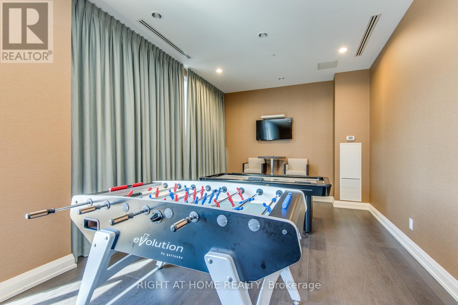 203w - 565 Wilson Avenue, Toronto, Ontario  M3H 5Y6 - Photo 15 - C12811594