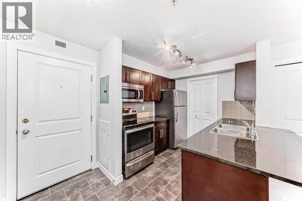 9309, 403 Mackenzie Way Sw, Airdrie, Alberta  T4B 3V7 - Photo 7 - A2287947