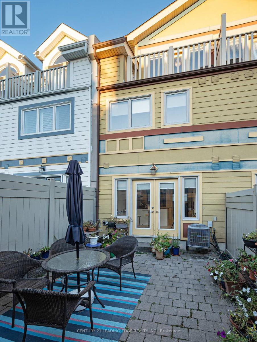 82 Woodbine Avenue, Toronto, Ontario  M4L 2A2 - Photo 13 - E12811420