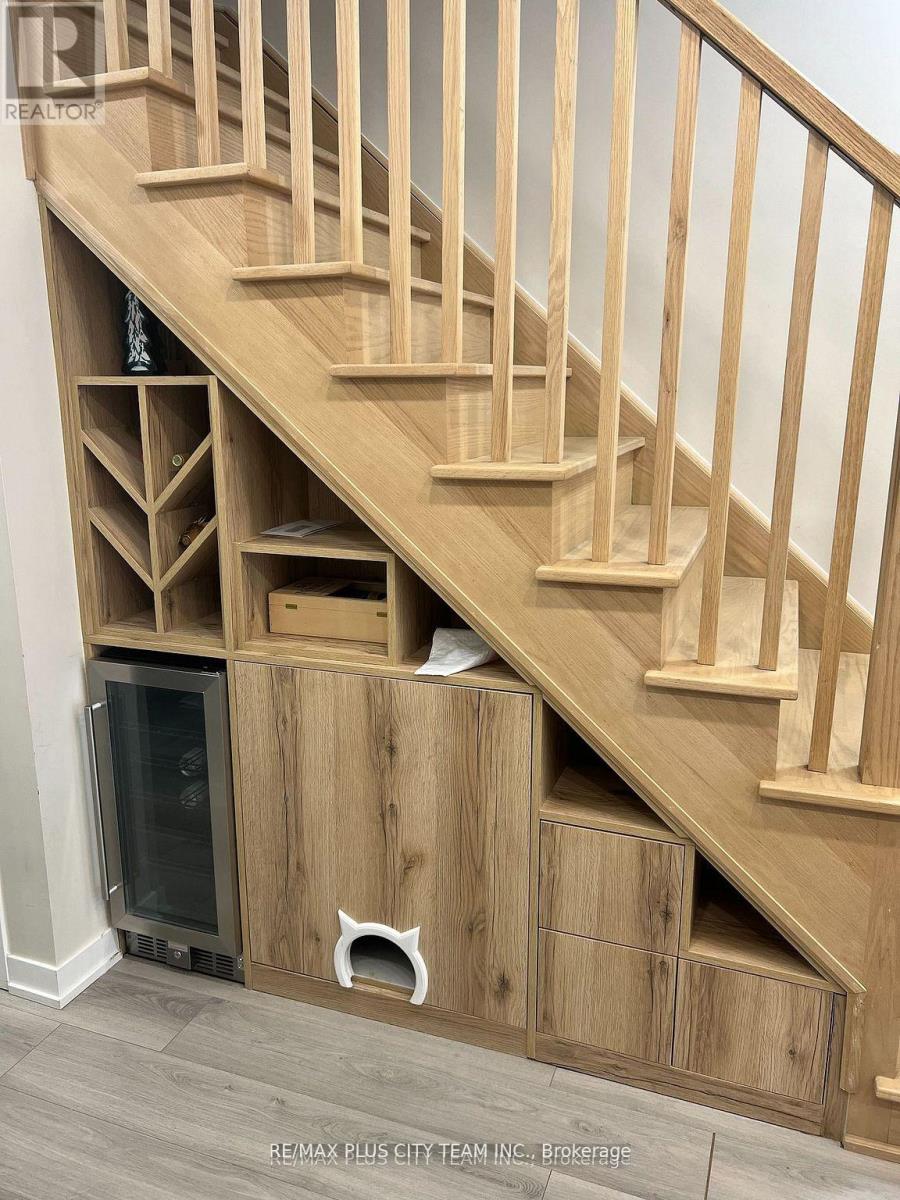 307 - 485 Logan Avenue, Toronto, Ontario  M4M 2P5 - Photo 4 - E12811500