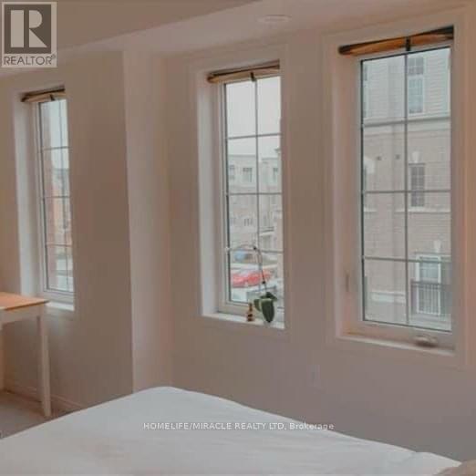 84 Sarita Path, Oshawa (Windfields), Ontario  L1L 0K7 - Photo 11 - E12811562