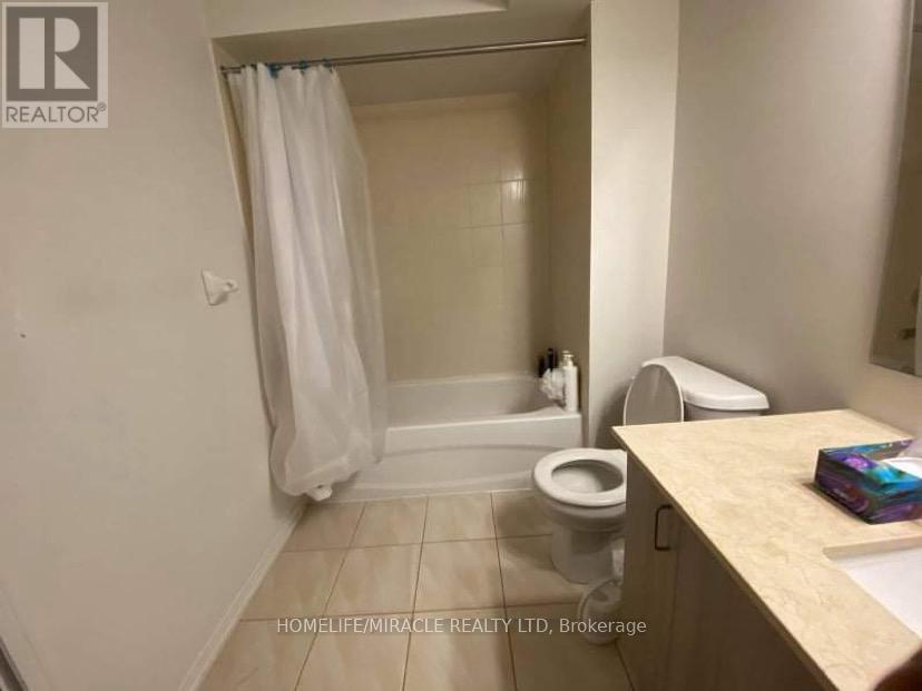 84 Sarita Path, Oshawa (Windfields), Ontario  L1L 0K7 - Photo 5 - E12811562