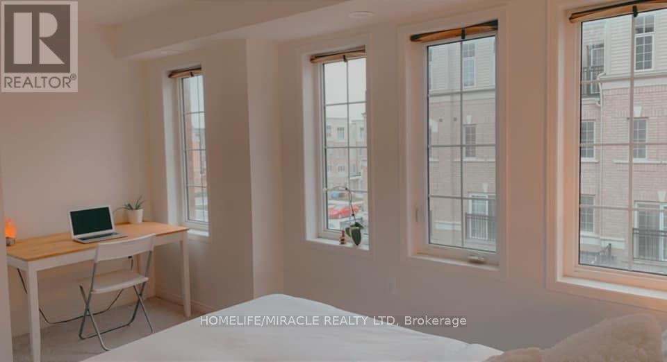 84 Sarita Path, Oshawa (Windfields), Ontario  L1L 0K7 - Photo 8 - E12811562