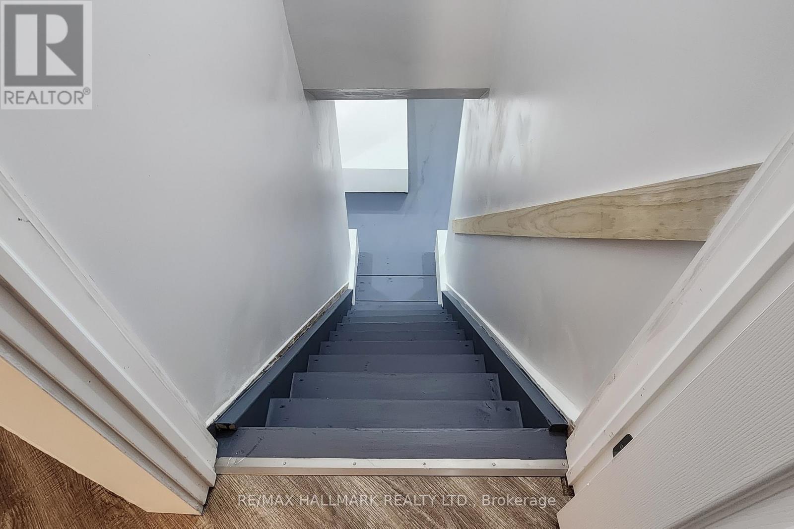 178 Barrie Street, Bradford West Gwillimbury, Ontario  L3Z 1R6 - Photo 25 - N12811328