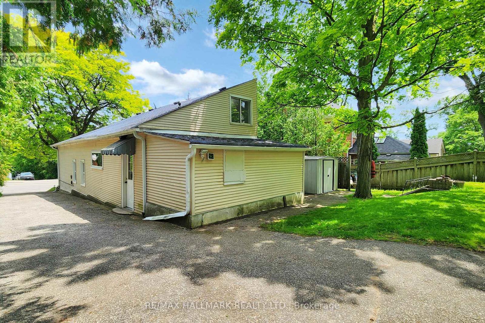 178 Barrie Street, Bradford West Gwillimbury, Ontario  L3Z 1R6 - Photo 49 - N12811328