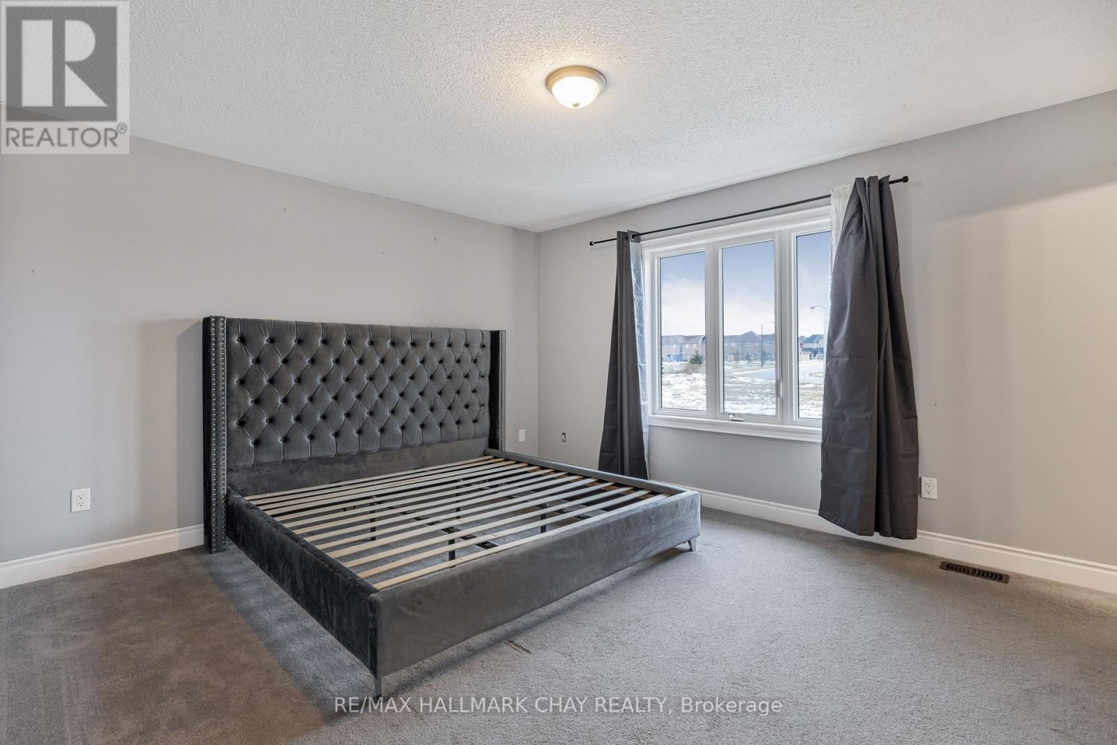 1340 Lormel Gate, Innisfil (Lefroy), Ontario  L0L 1W0 - Photo 11 - N12811336