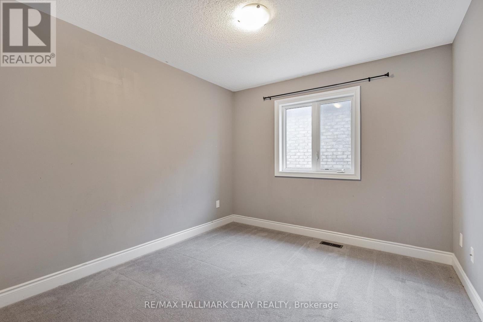 1340 Lormel Gate, Innisfil (Lefroy), Ontario  L0L 1W0 - Photo 15 - N12811336