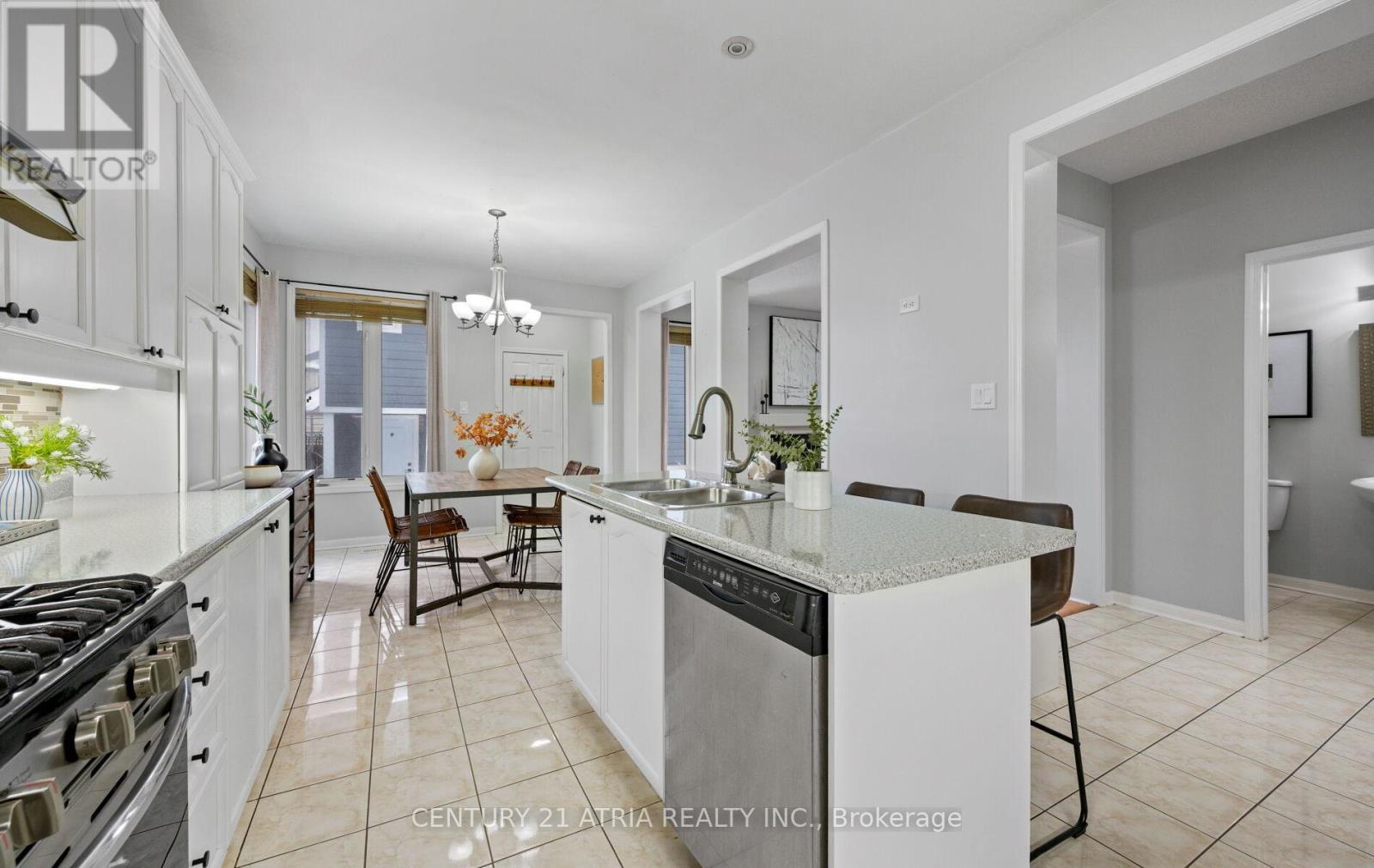 16 Peony Street, Markham, Ontario  L6B 1K9 - Photo 17 - N12811364