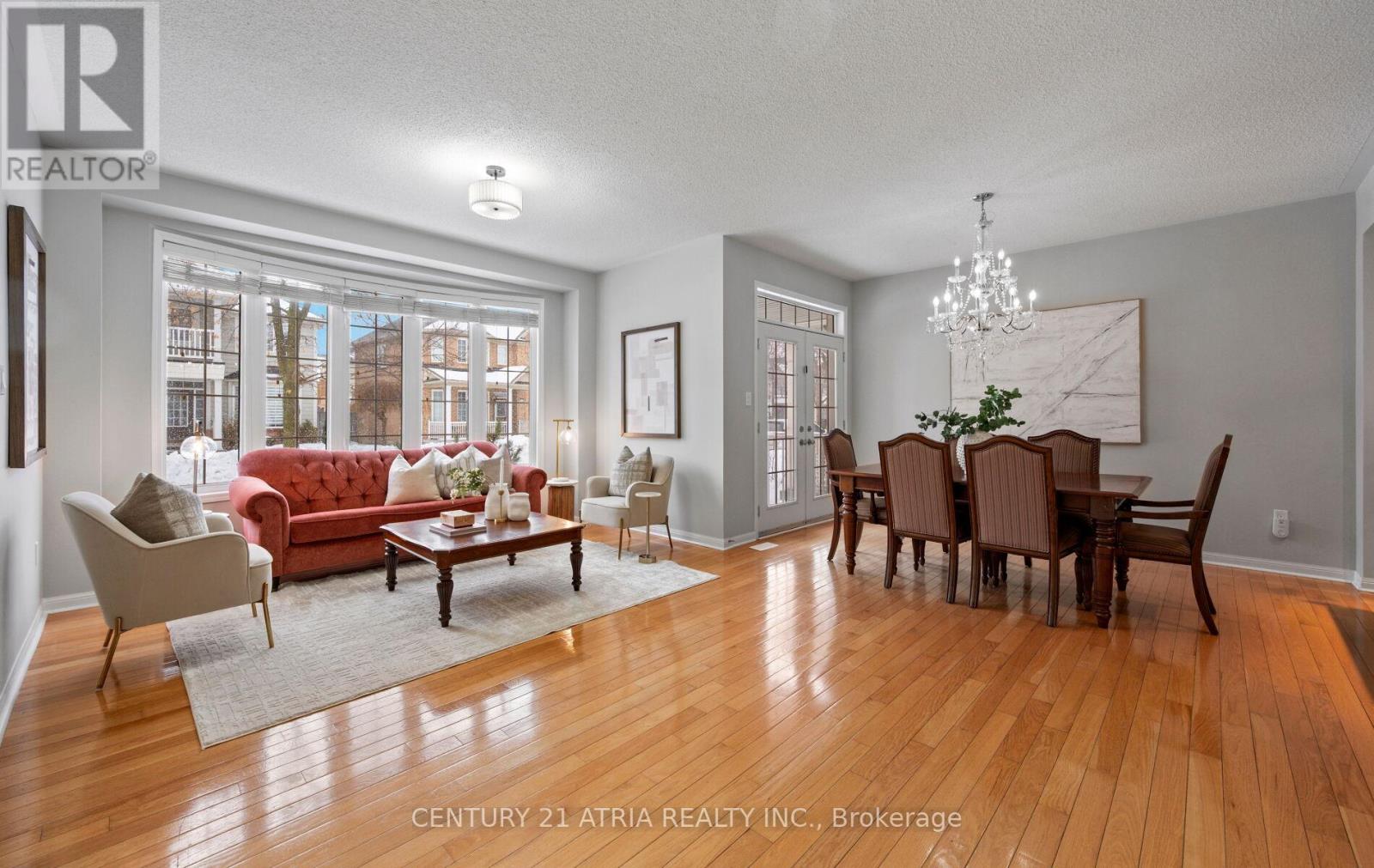 16 Peony Street, Markham, Ontario  L6B 1K9 - Photo 4 - N12811364