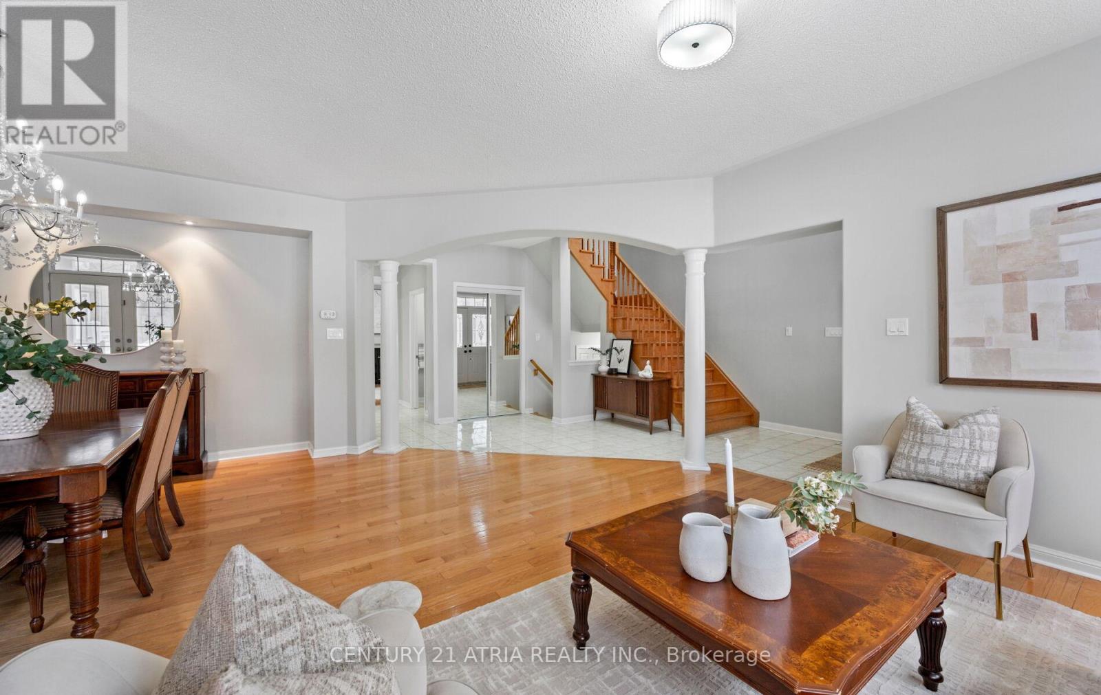 16 Peony Street, Markham, Ontario  L6B 1K9 - Photo 6 - N12811364