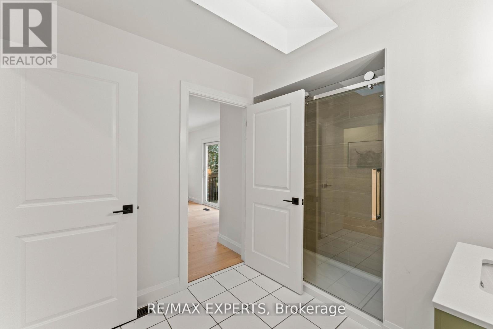 353 Walter Drive, Georgina, Ontario  L4P 3A8 - Photo 27 - N12811376