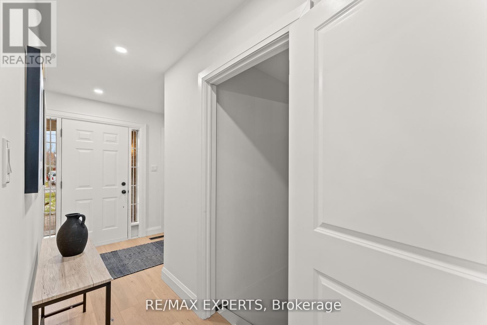 353 Walter Drive, Georgina, Ontario  L4P 3A8 - Photo 35 - N12811376