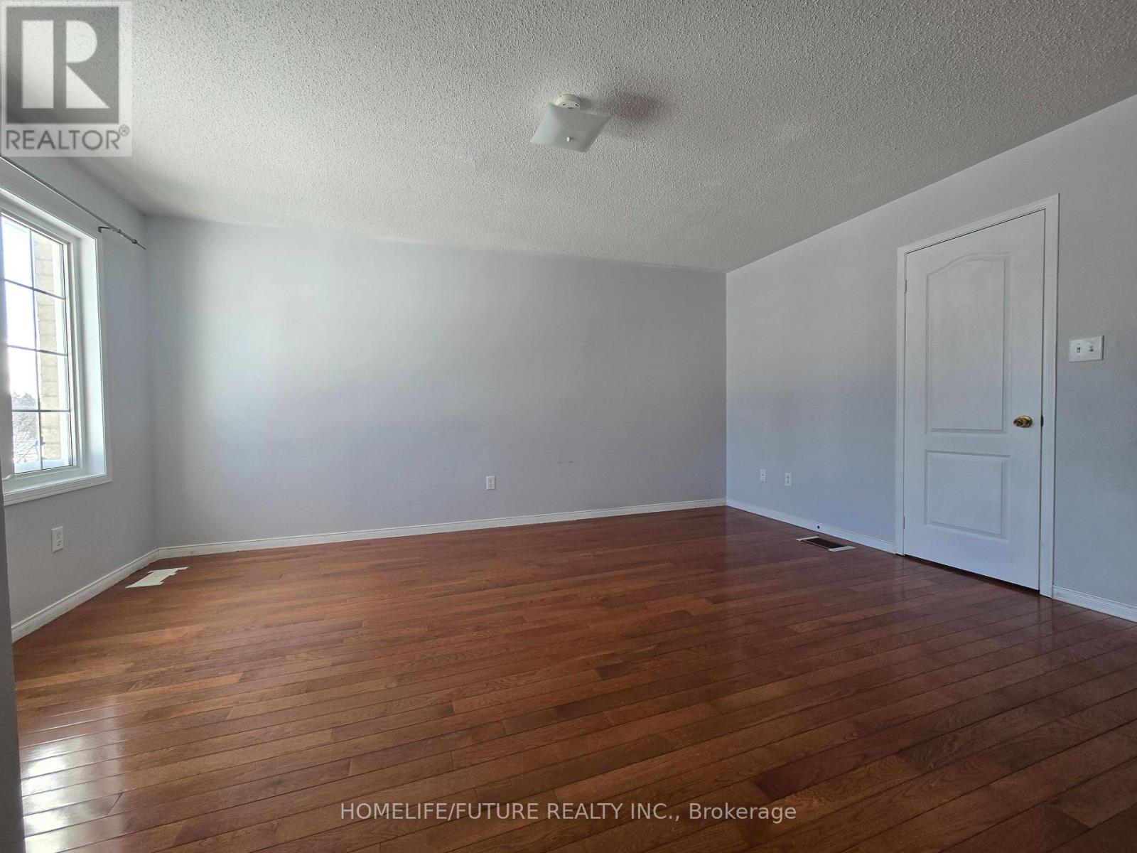 137 Hartford Crescent, Newmarket, Ontario  L3X 2Z4 - Photo 10 - N12811390