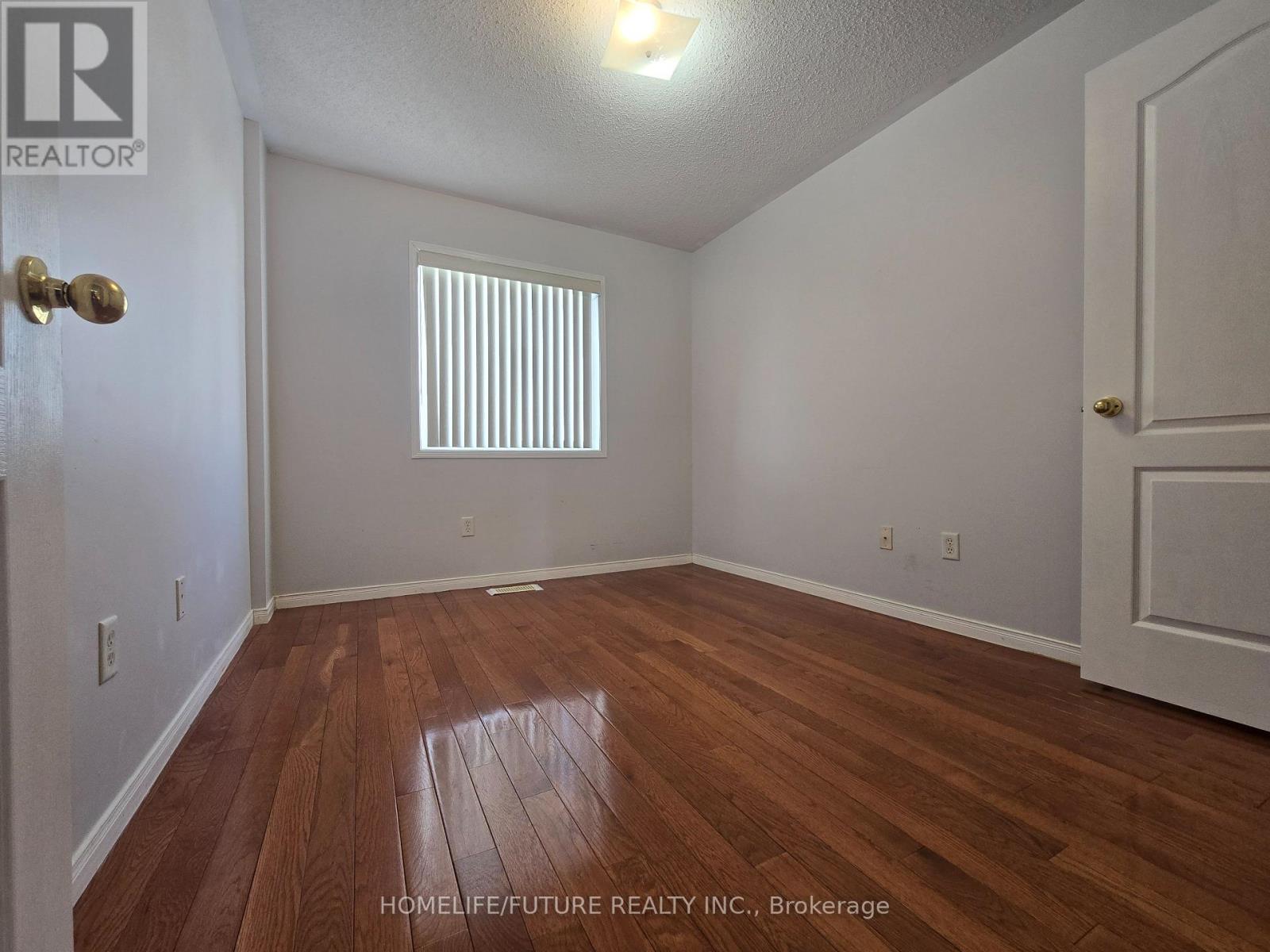 137 Hartford Crescent, Newmarket, Ontario  L3X 2Z4 - Photo 15 - N12811390