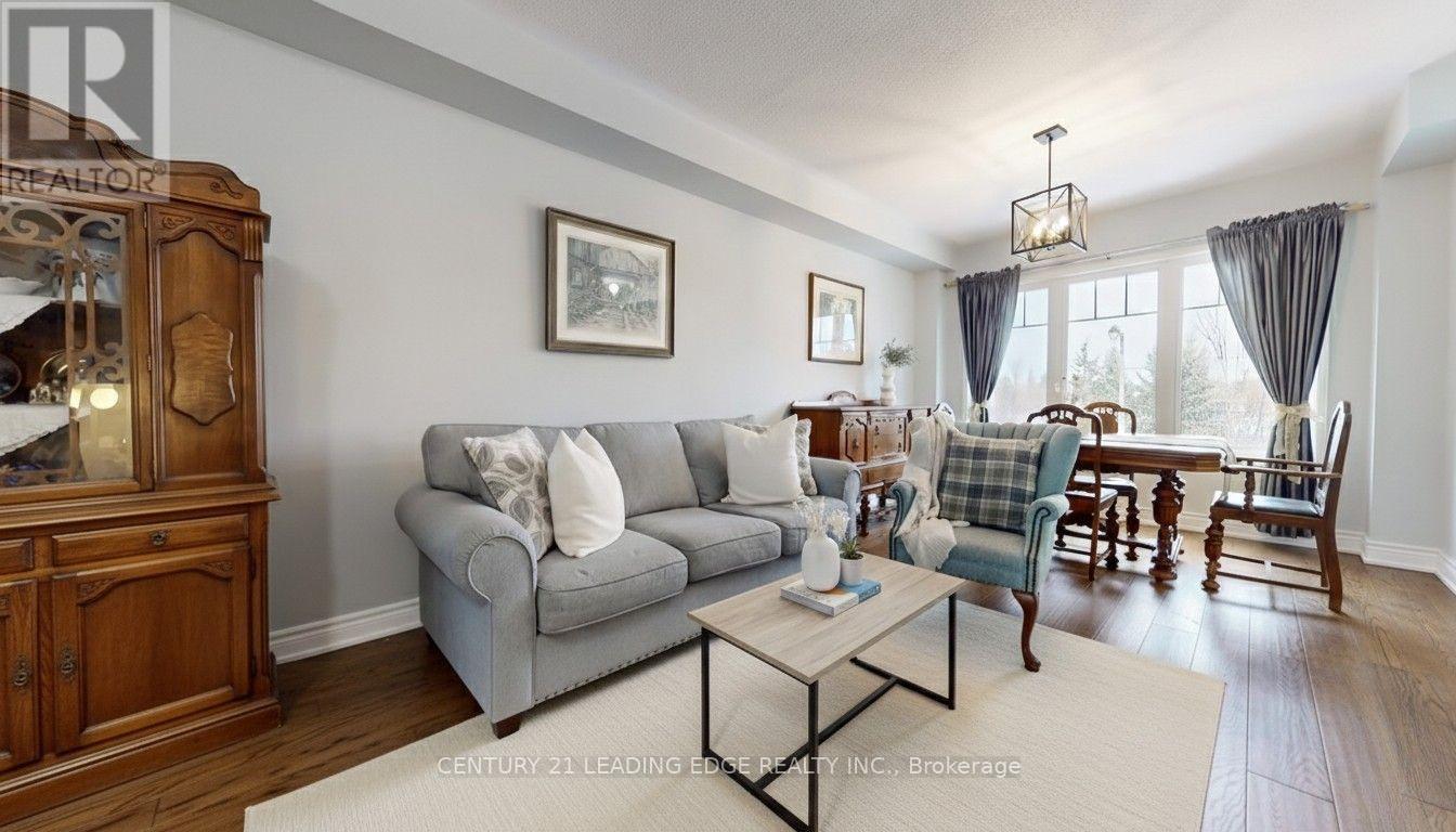 73 Baker Hill Boulevard, Whitchurch-Stouffville (Stouffville), Ontario  L4A 0T8 - Photo 12 - N12811412