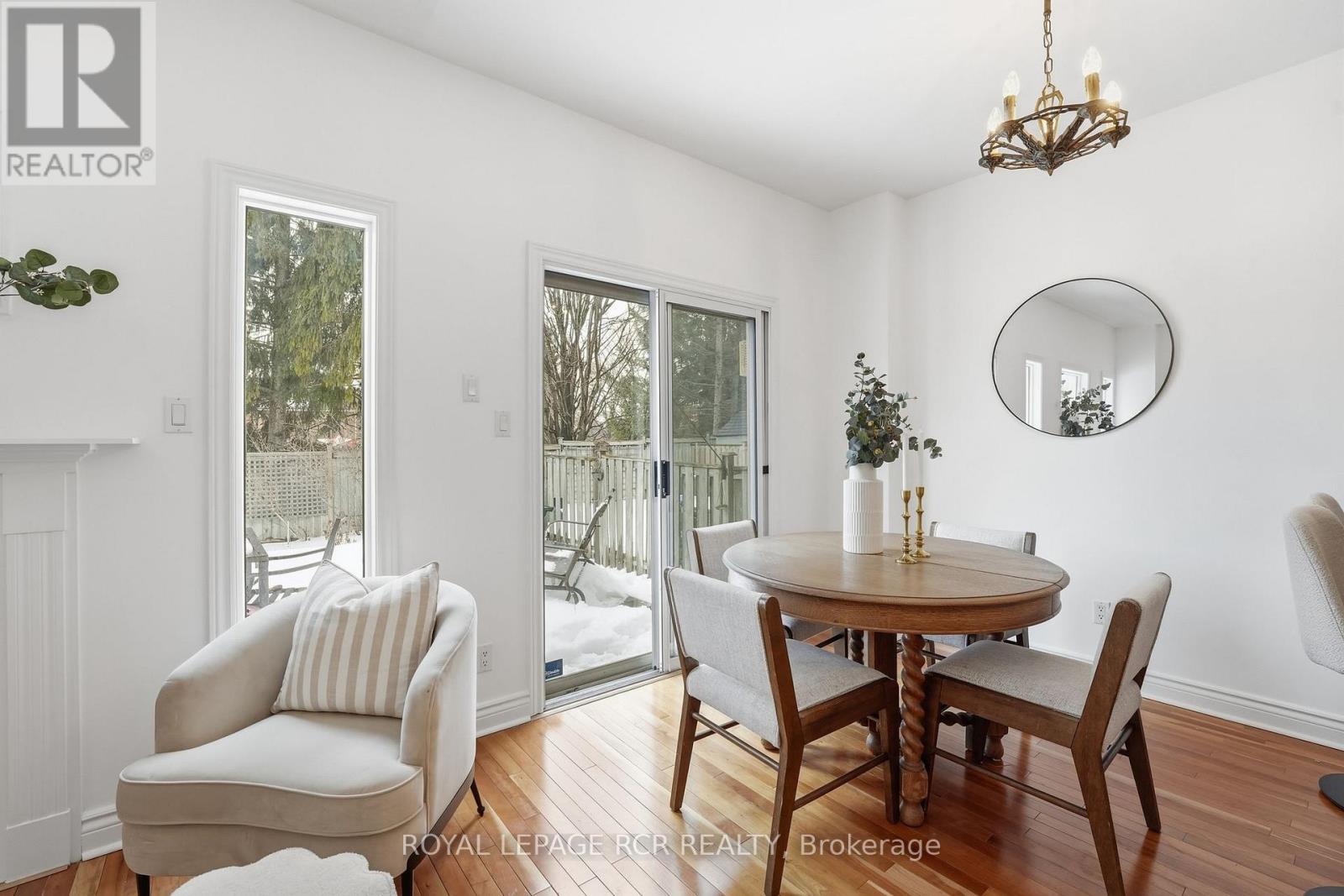 122 Downey Circle, Aurora, Ontario  L4G 7G1 - Photo 13 - N12811428