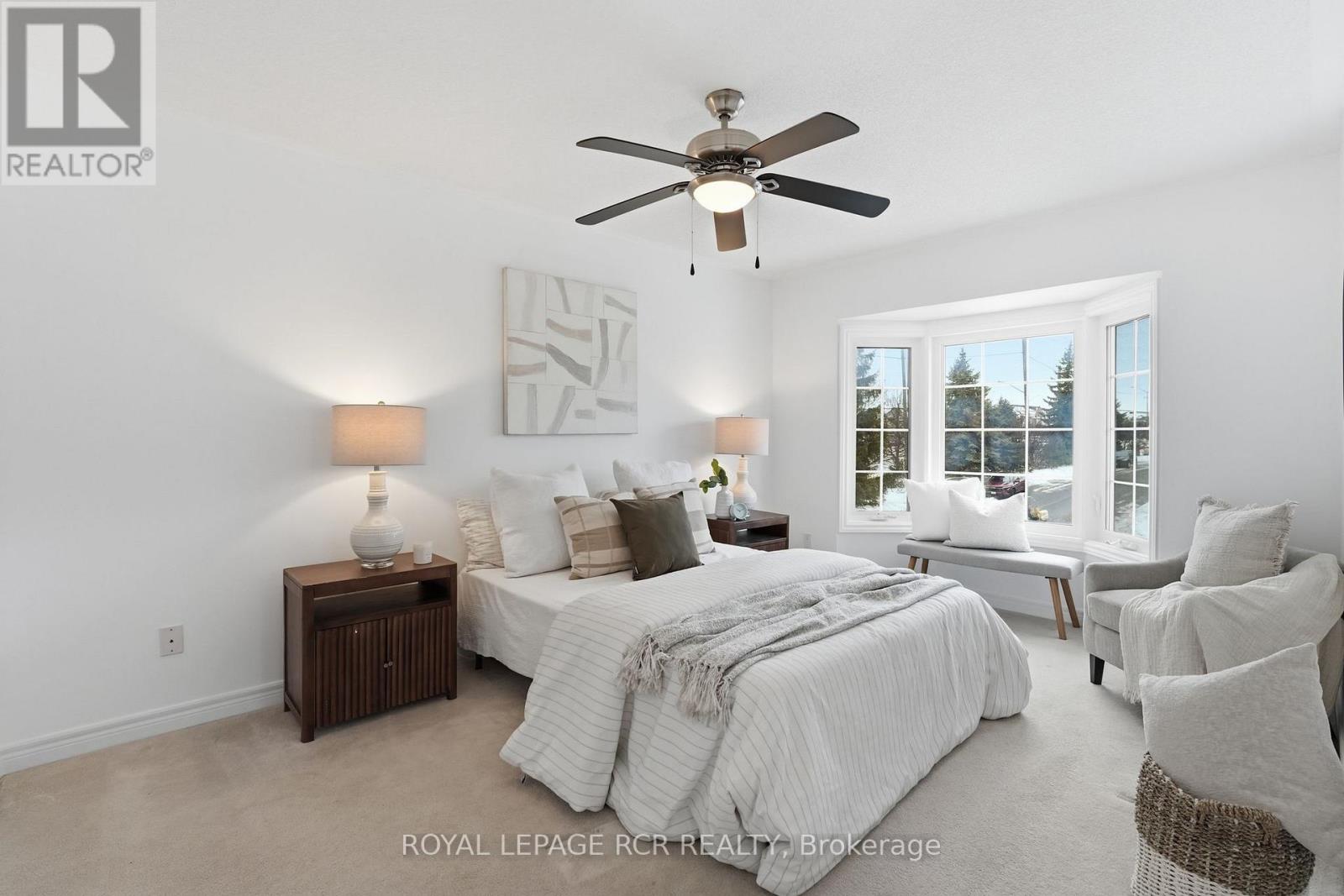 122 Downey Circle, Aurora, Ontario  L4G 7G1 - Photo 17 - N12811428