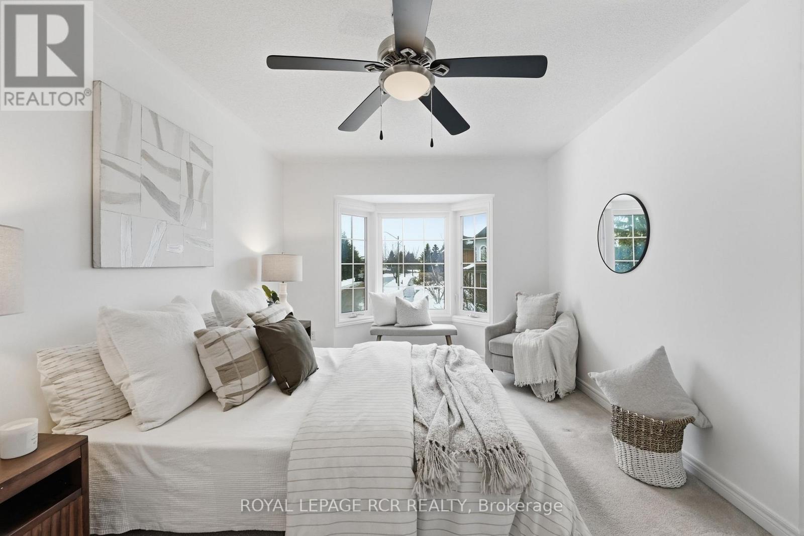 122 Downey Circle, Aurora, Ontario  L4G 7G1 - Photo 18 - N12811428