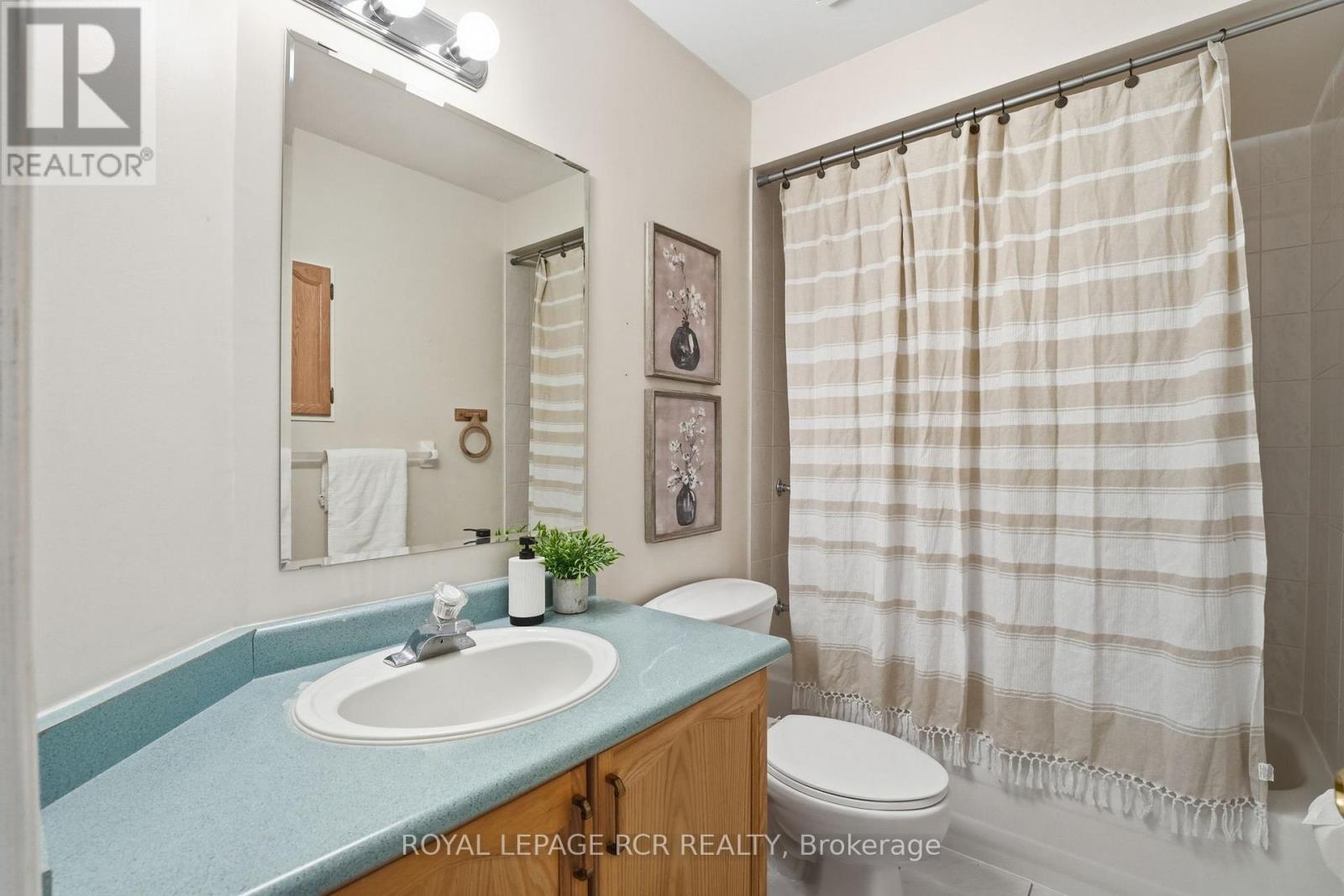 122 Downey Circle, Aurora, Ontario  L4G 7G1 - Photo 31 - N12811428