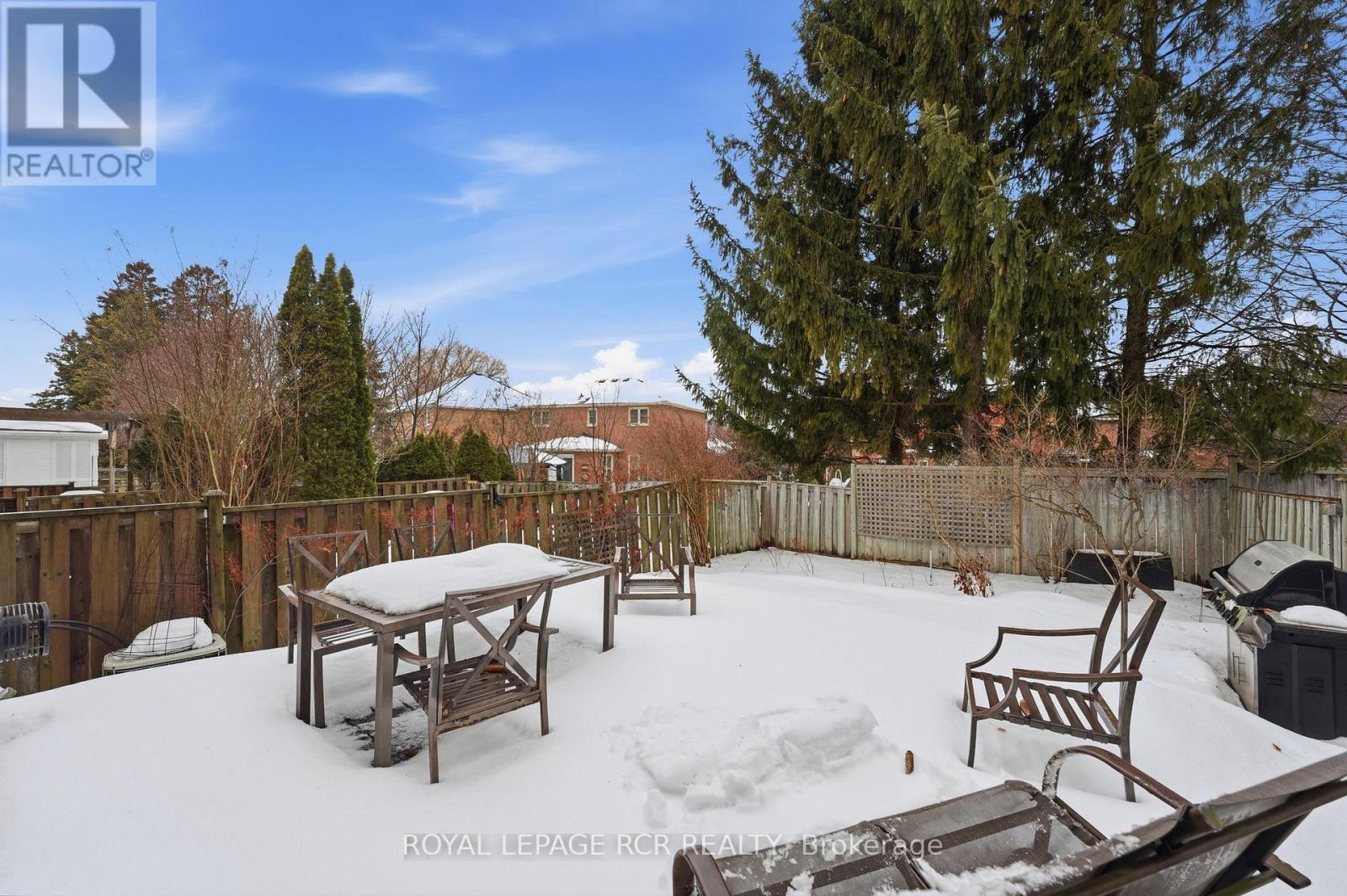 122 Downey Circle, Aurora, Ontario  L4G 7G1 - Photo 33 - N12811428