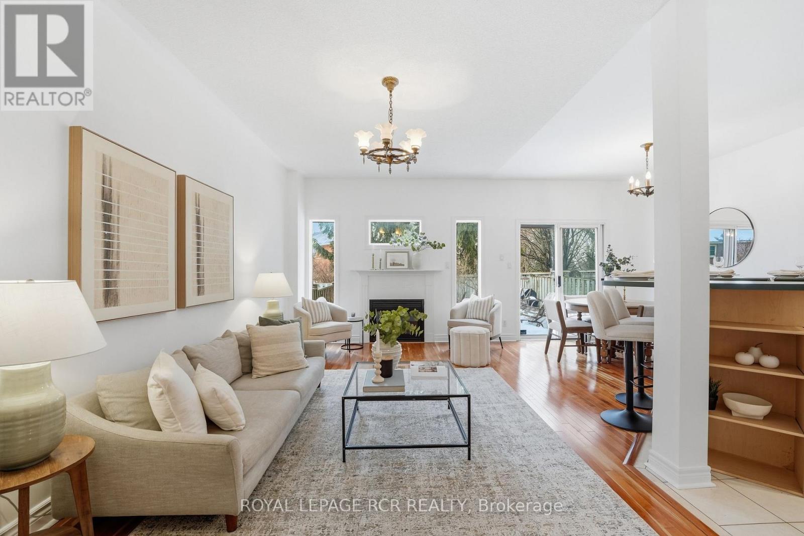 122 Downey Circle, Aurora, Ontario  L4G 7G1 - Photo 8 - N12811428