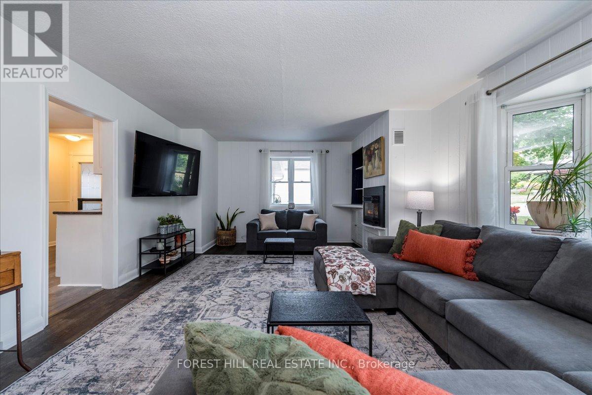 164 Avenue Road, Newmarket, Ontario  L3Y 1N4 - Photo 13 - N12811438