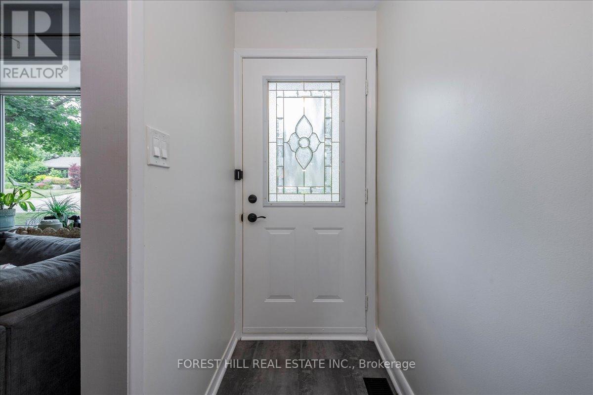 164 Avenue Road, Newmarket, Ontario  L3Y 1N4 - Photo 17 - N12811438