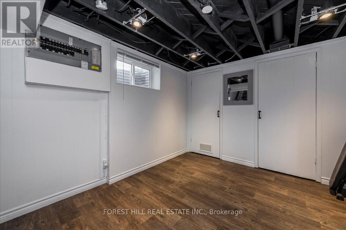 164 Avenue Road, Newmarket, Ontario  L3Y 1N4 - Photo 22 - N12811438