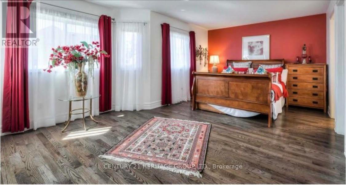 Main - 8 Driftwood Court, Richmond Hill, Ontario  L4E 3K8 - Photo 8 - N12811472