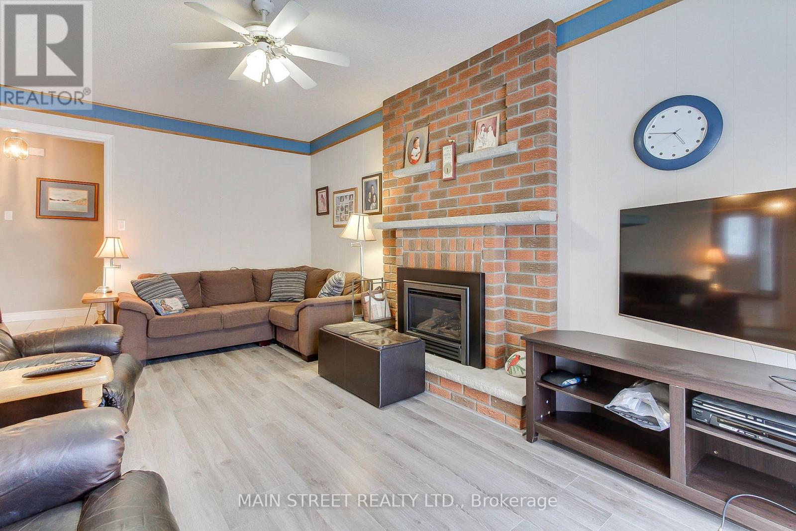 62 Eastman Crescent, Newmarket, Ontario  L3Y 5S1 - Photo 11 - N12811494