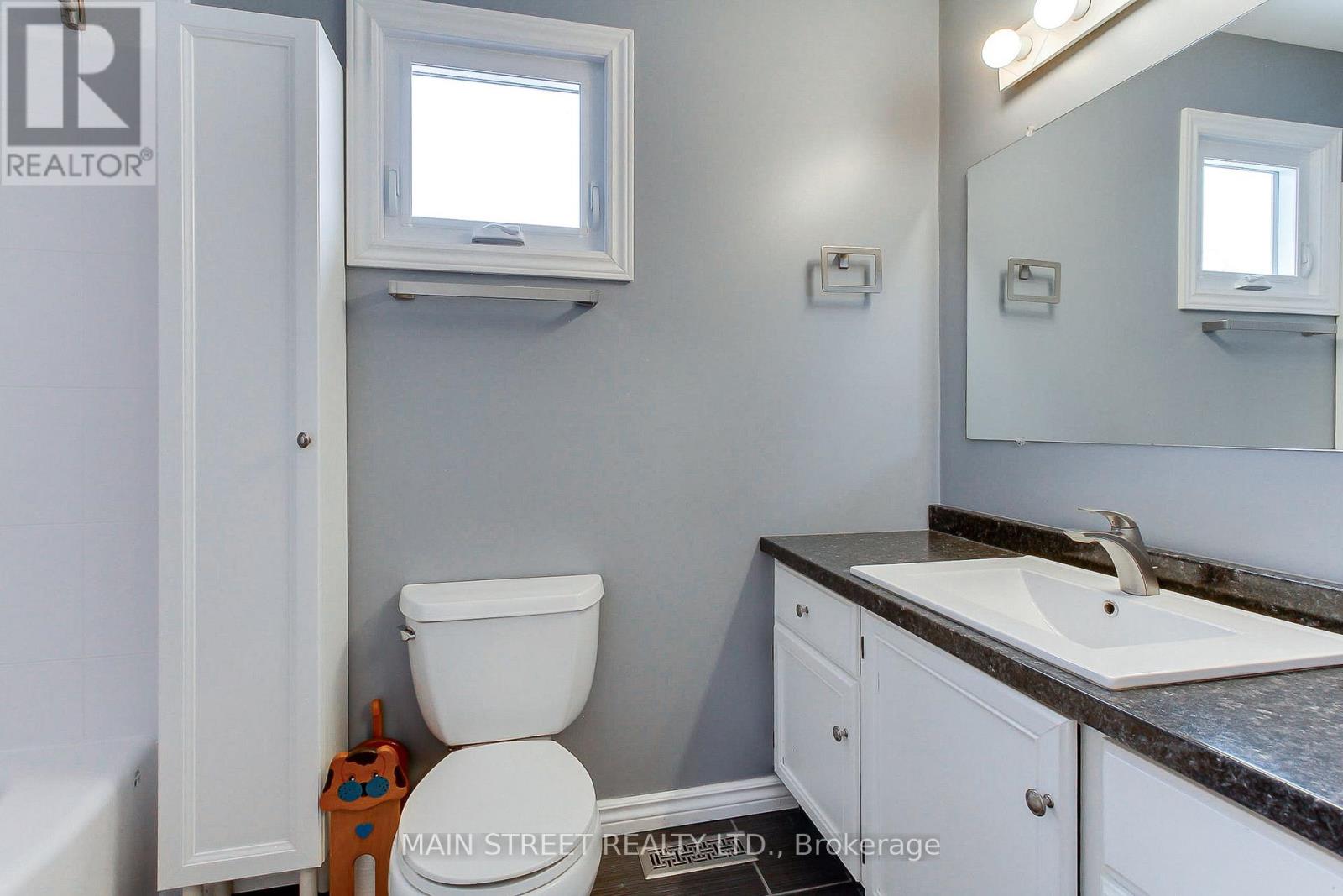 62 Eastman Crescent, Newmarket, Ontario  L3Y 5S1 - Photo 17 - N12811494