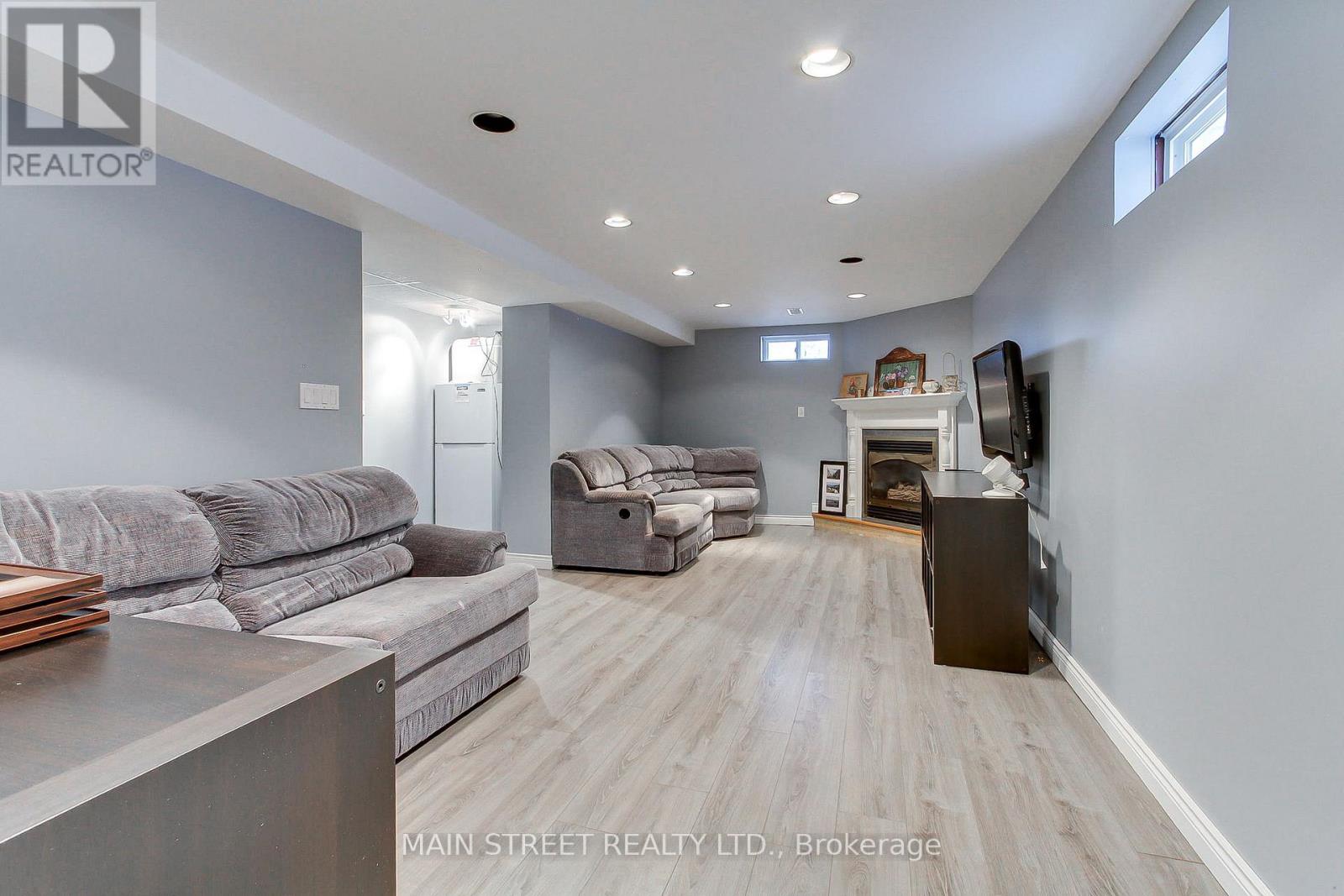 62 Eastman Crescent, Newmarket, Ontario  L3Y 5S1 - Photo 22 - N12811494