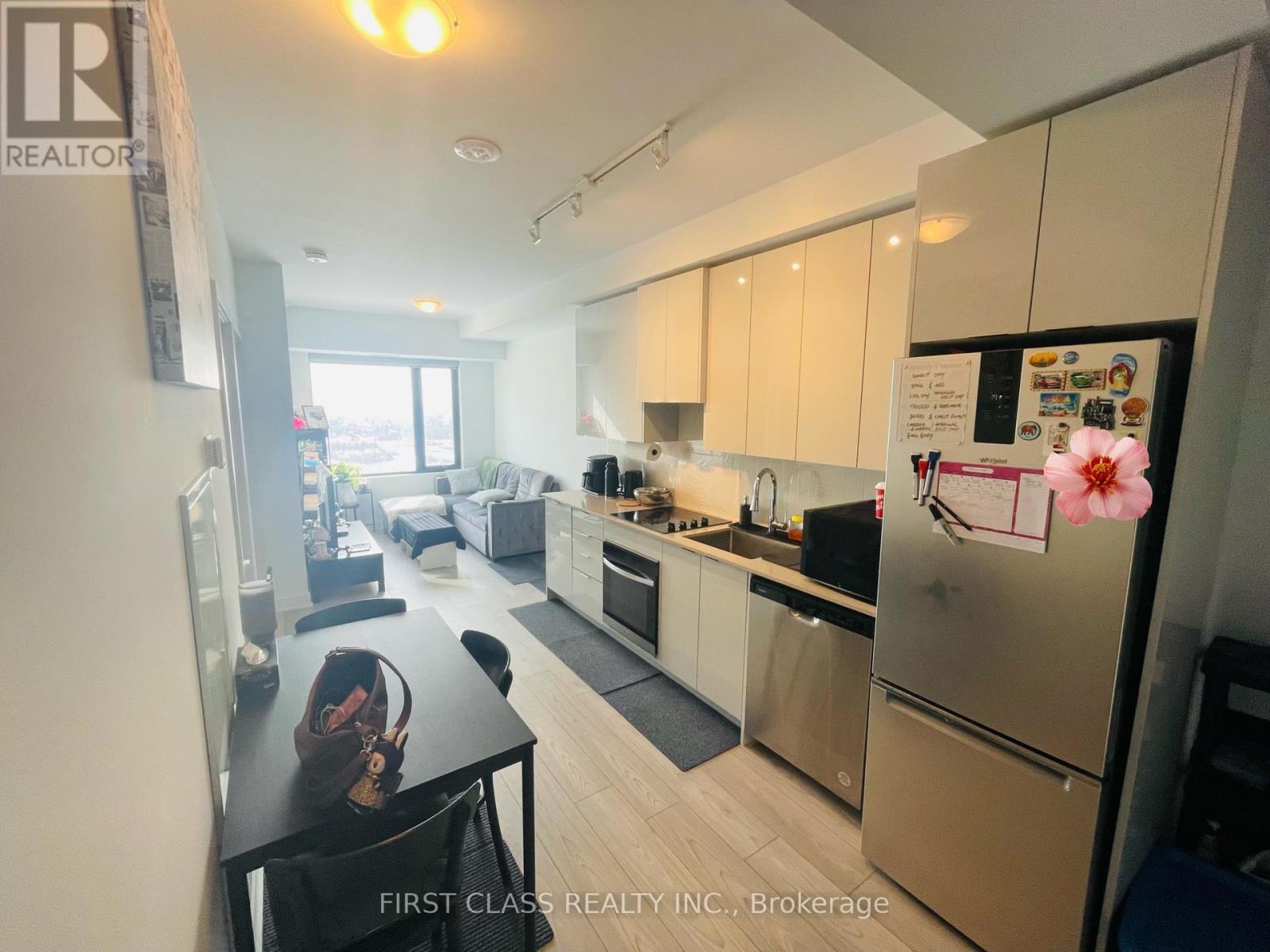 3703 - 2920 Highway 7 Road, Vaughan, Ontario  L4K 0P4 - Photo 6 - N12811532