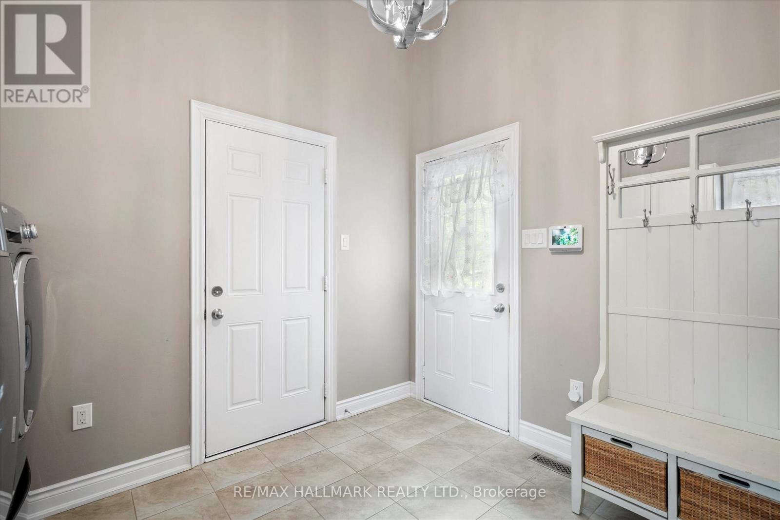 24 Diamond Valley Drive, Oro-Medonte, Ontario  L0L 2E0 - Photo 35 - S12811314