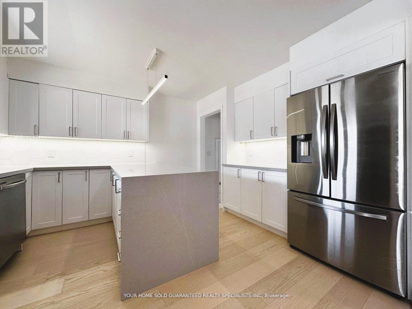 Main Floor - 36 Queen Street, Barrie (Codrington), Ontario  L4M 1Z1 - Photo 2 - S12811454