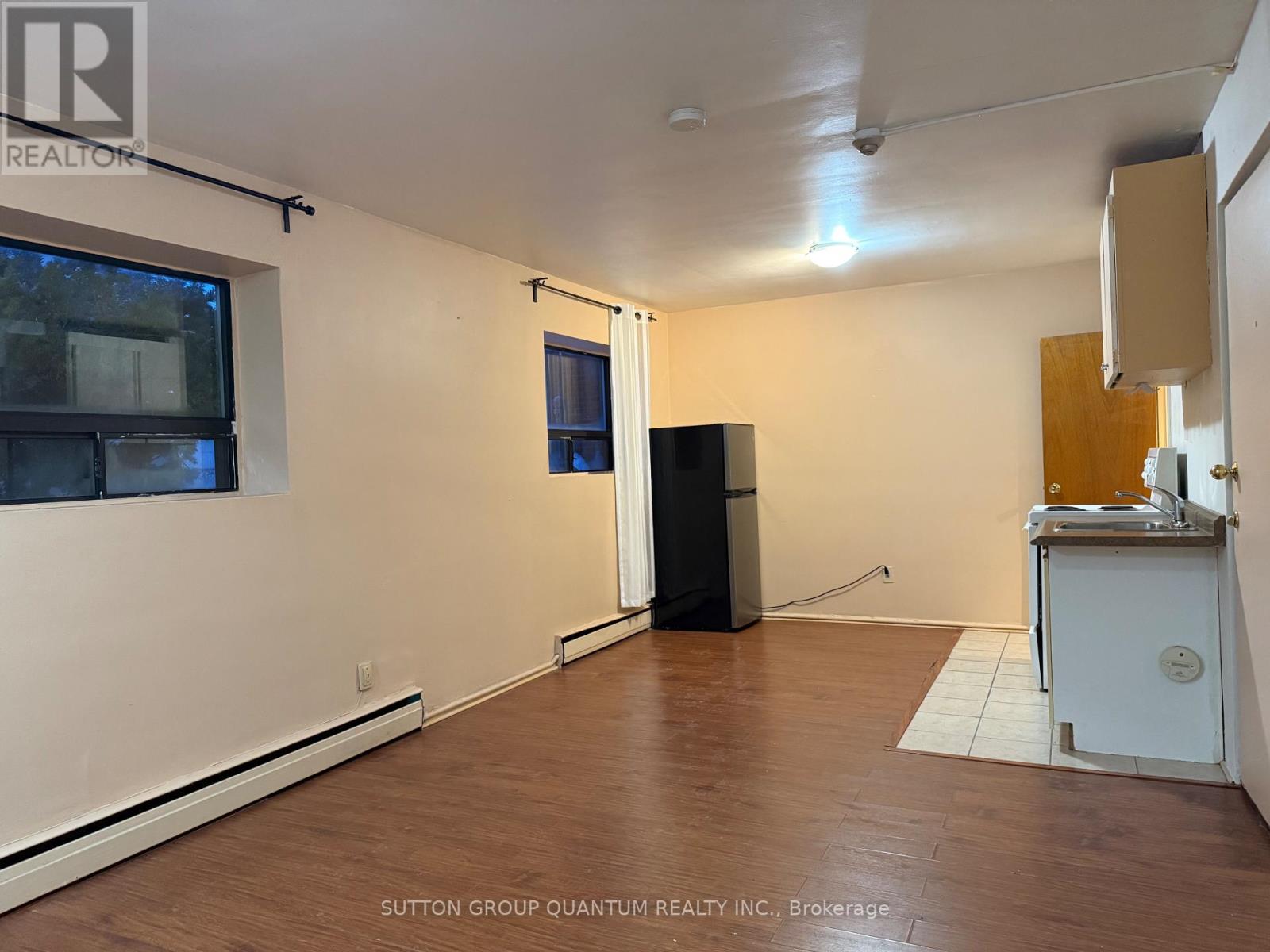 5 - 25a Milton Street, Toronto, Ontario  M8Y 2X7 - Photo 13 - W12558832