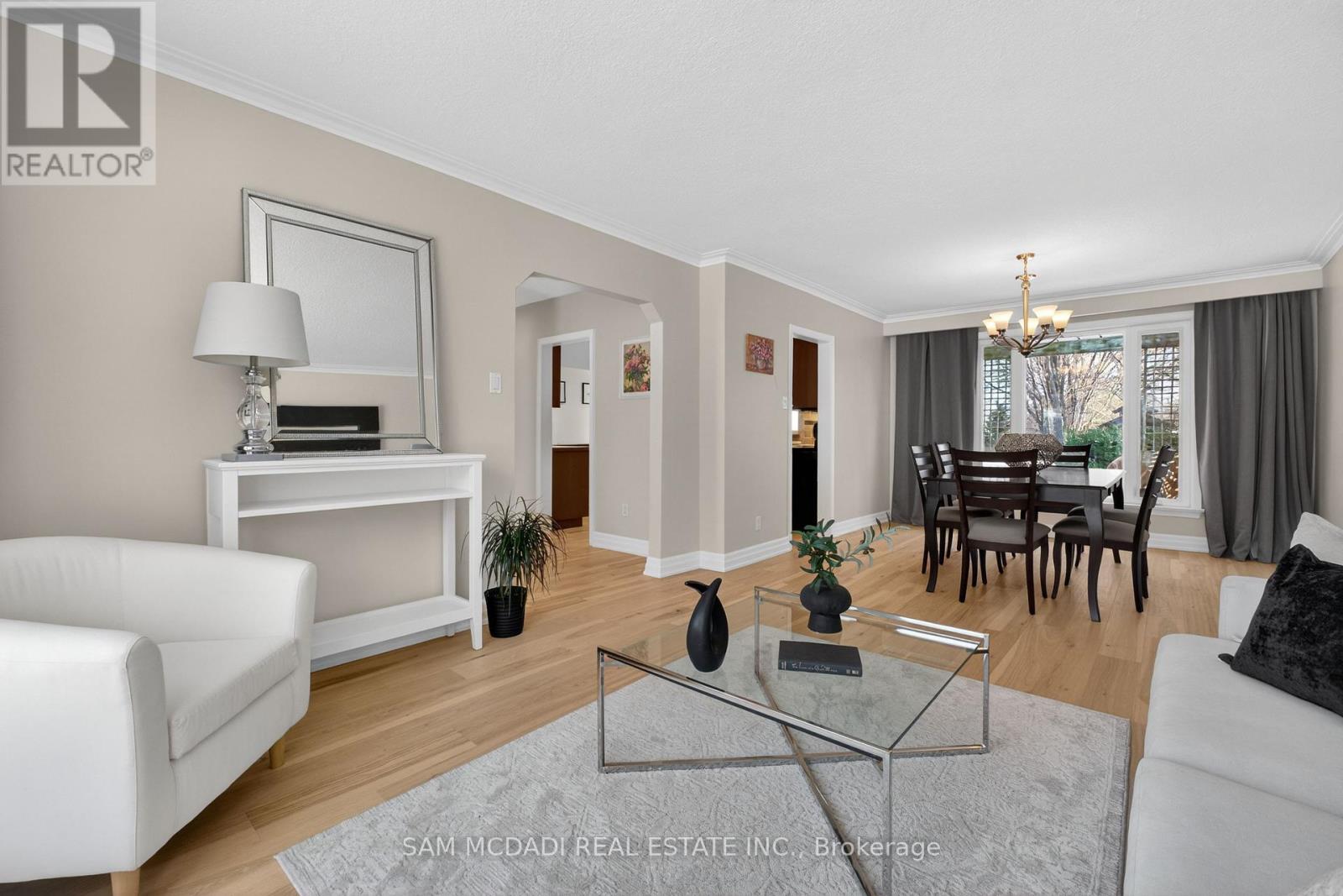 1655 Springwell Avenue, Mississauga, Ontario  L5J 3J1 - Photo 2 - W12811316