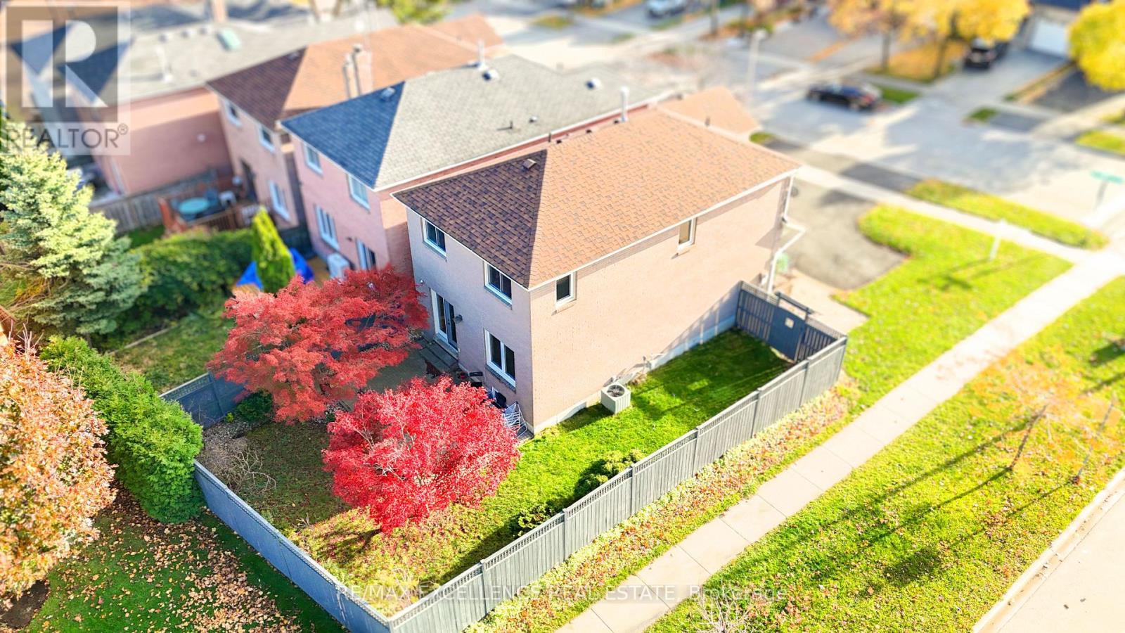 2761 Huntingdon Trail, Oakville, Ontario  L6J 7G6 - Photo 15 - W12811380