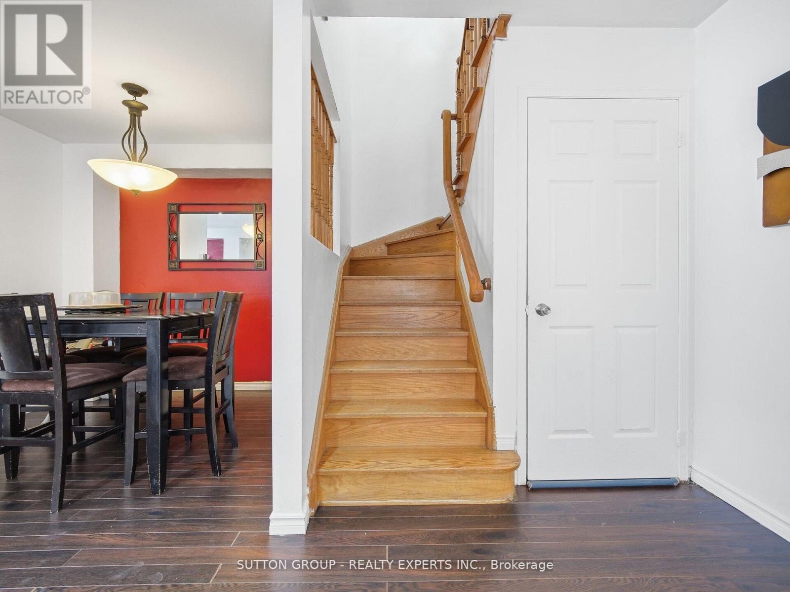 45 Ridgefield Court, Brampton, Ontario  L6P 1B4 - Photo 14 - W12811422