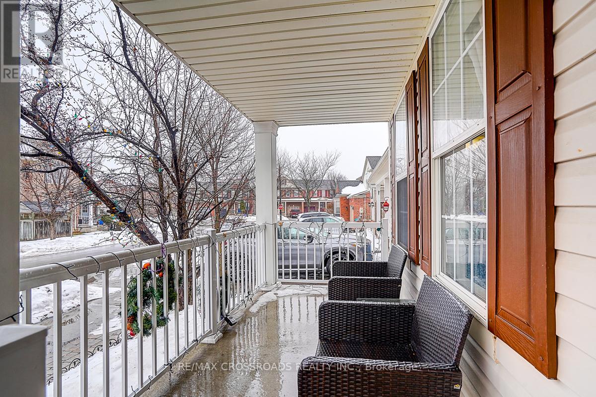 597 Caverhill Crescent, Milton, Ontario  L9T 5K1 - Photo 3 - W12811442