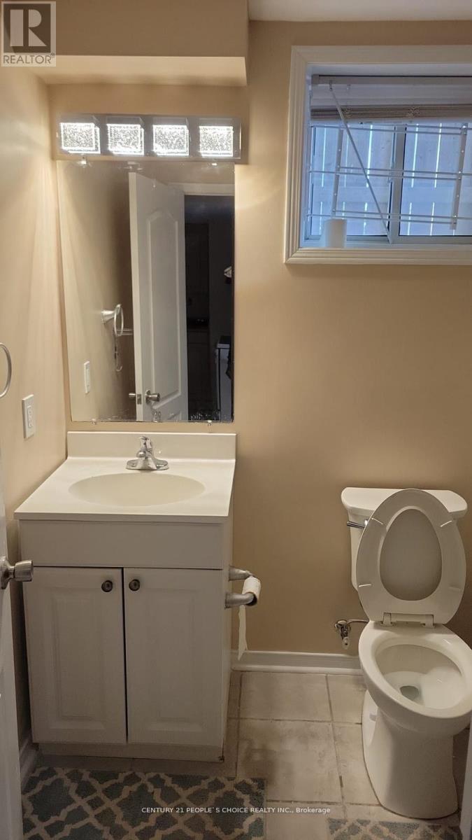 Bsmt - 5545 Northrise Road, Mississauga, Ontario  L5M 6E2 - Photo 7 - W12811444