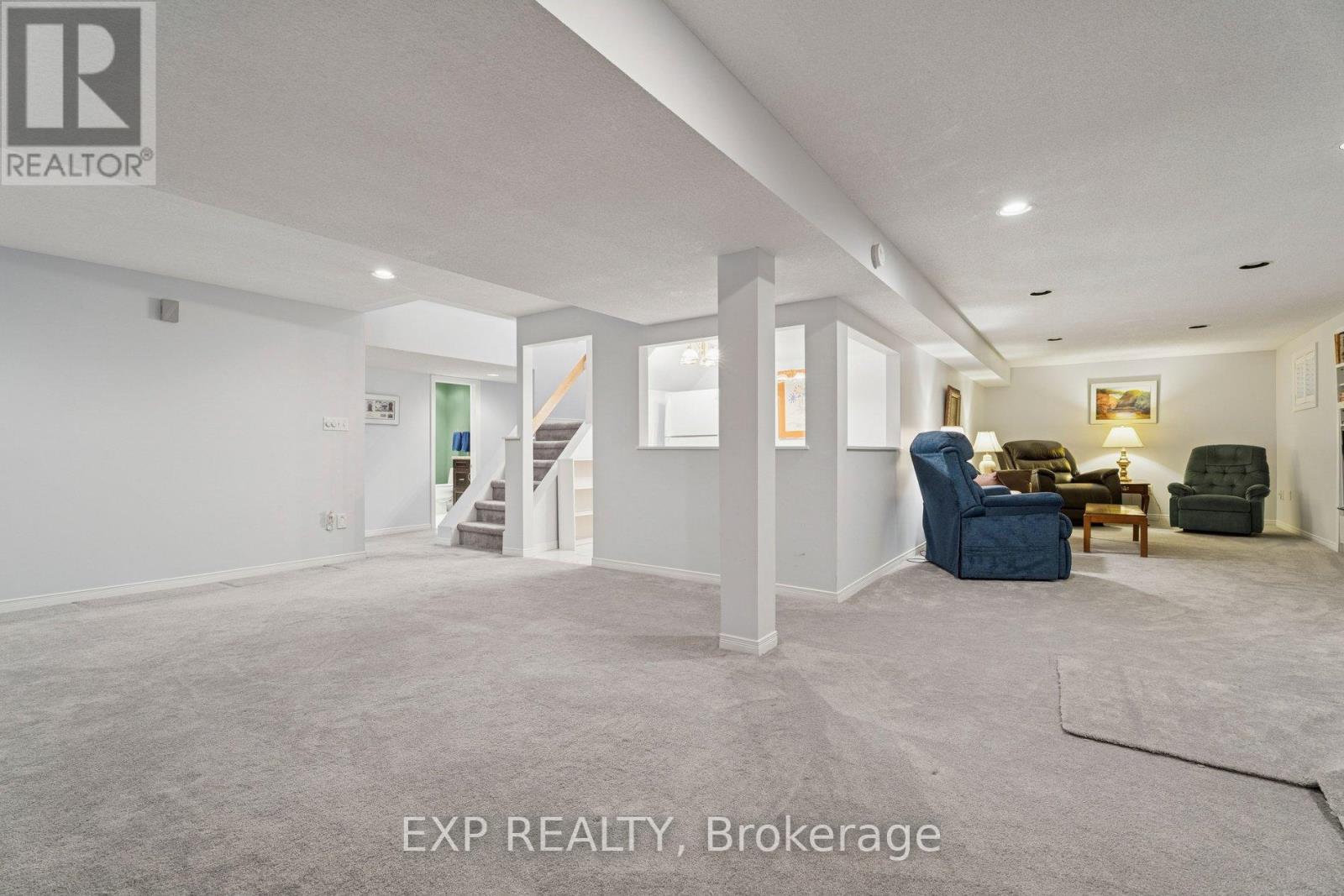 209 Nottingham Drive, Oakville, Ontario  L6H 4H7 - Photo 44 - W12811466