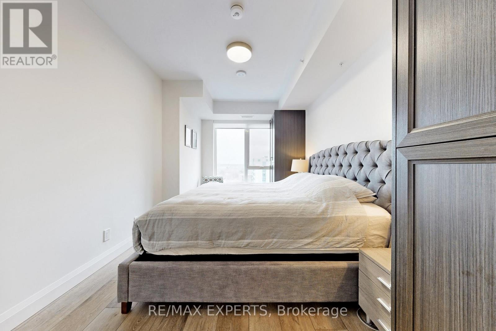 1007 - 500 Brock Avenue, Burlington, Ontario  L7S 0A5 - Photo 17 - W12811514