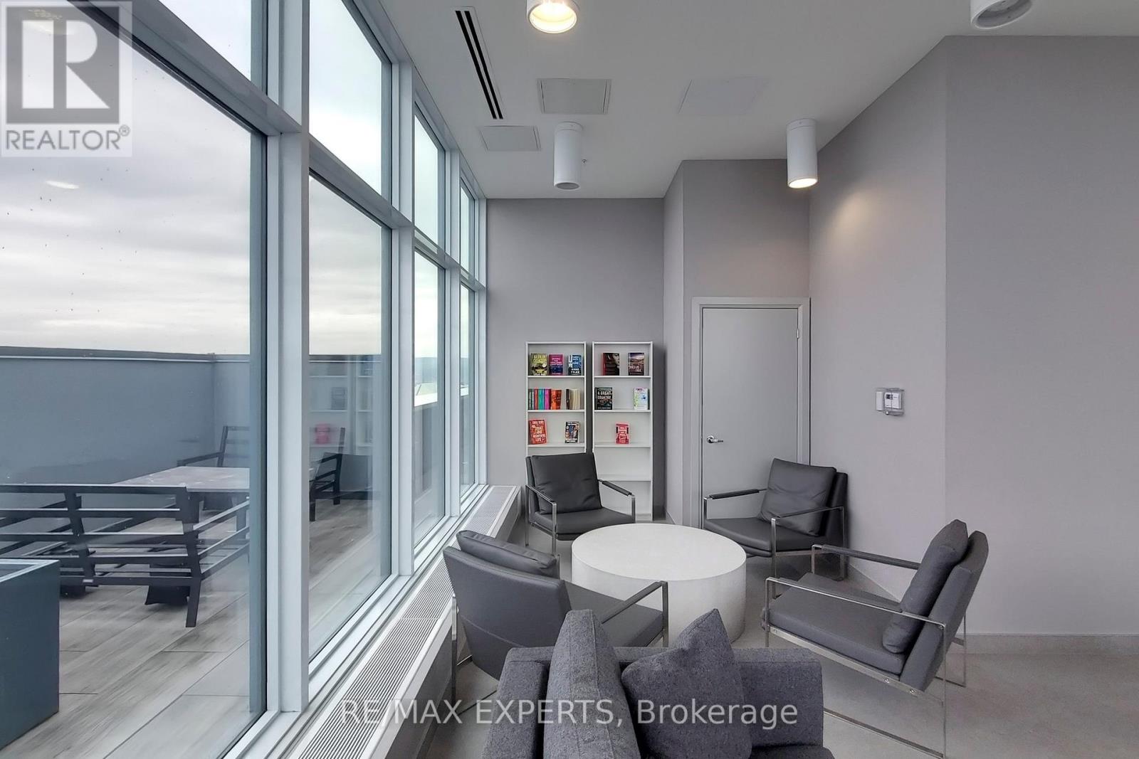 1007 - 500 Brock Avenue, Burlington, Ontario  L7S 0A5 - Photo 34 - W12811514